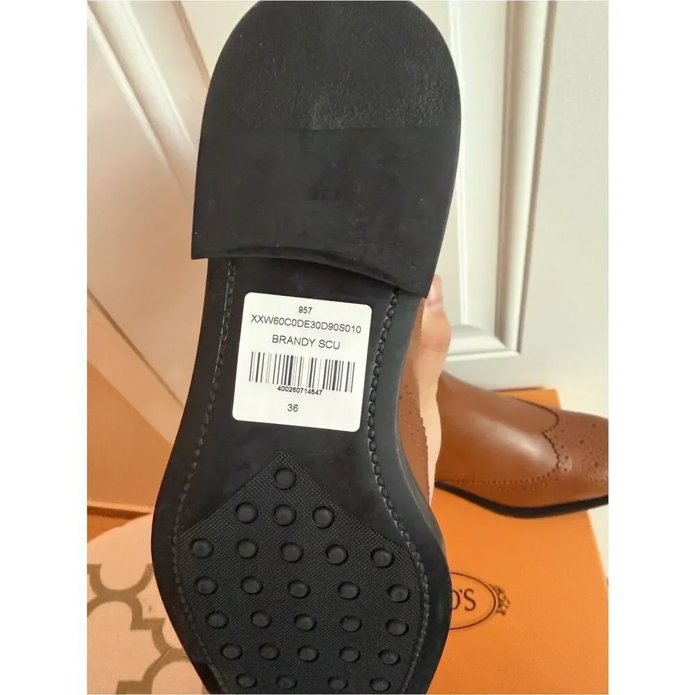 Tod’s leather brown chelsea boots New in the box Size 36= US 6